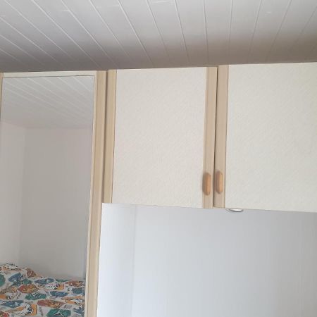 Harry Potter Theme Double Room In Shared House วัตฟอร์ด ภายนอก รูปภาพ